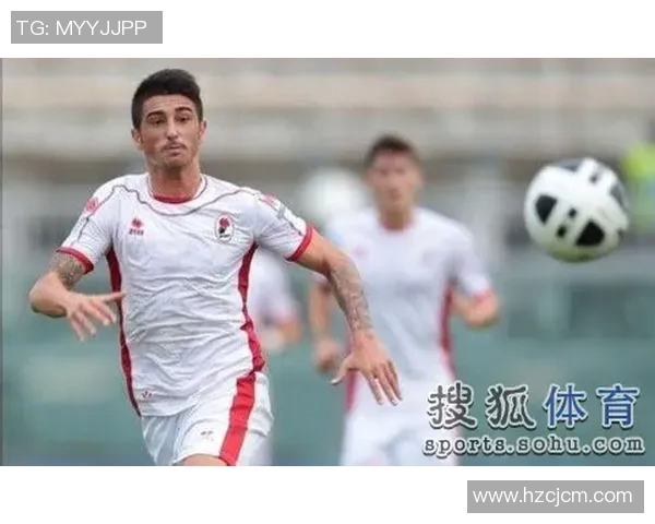 意甲转会动态：年轻中场锁定米兰国米全力追逐后防新星